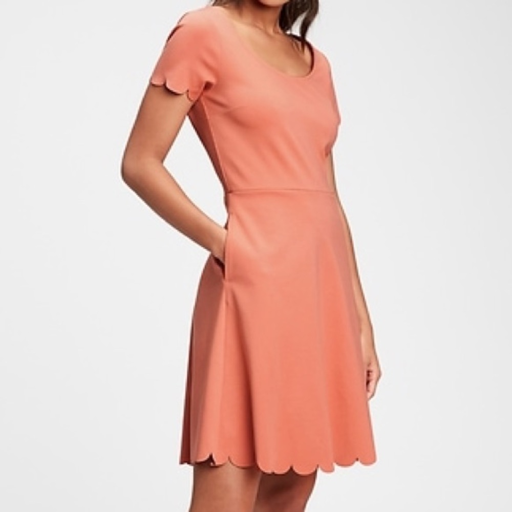 GAP Peach Fit and Flare Ponte Scalloped Dress (Sunburn Orange)